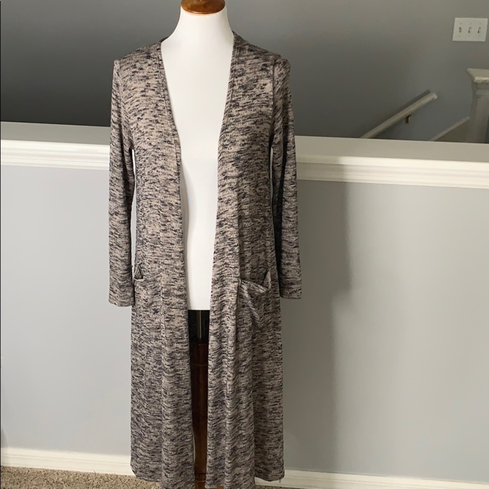 LuLaRoe Sarah sweater. soft. XS.